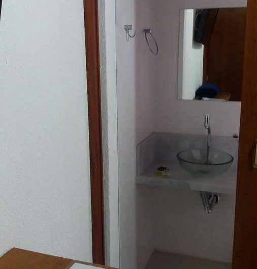 Pousada Sr Marinheiro na Praia das Toninhas em Ubatuba