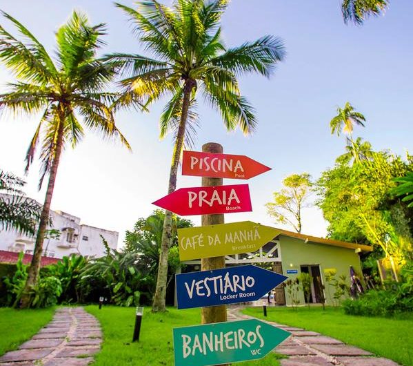 Pousada Vila Jacaa na Praia da Enseada em Ubatuba