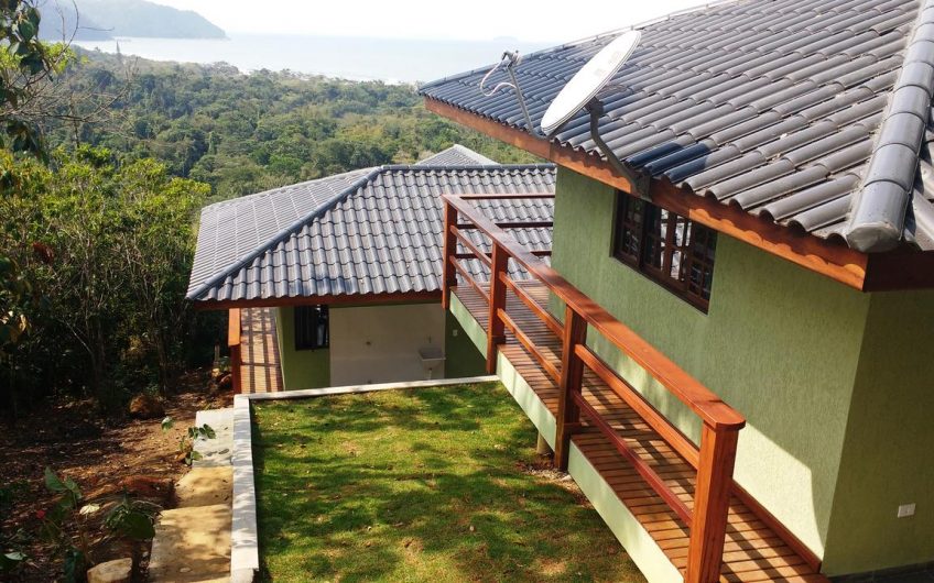 Burung Flats na Praia de Itamambuca em Ubatuba