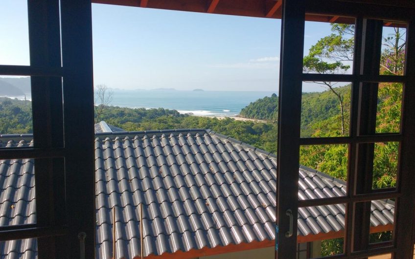 Burung Flats na Praia de Itamambuca em Ubatuba
