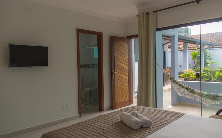 Suítes Rentes House na Praia Grande em Ubatuba