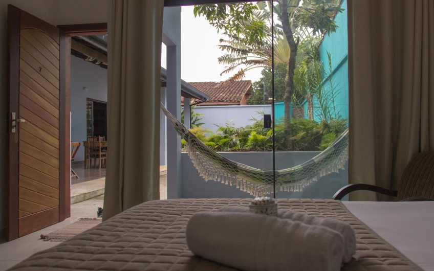Suítes Rentes House na Praia Grande em Ubatuba