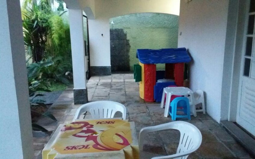 Suítes Residenciais Xavantes na Praia do Itaguá em Ubatuba